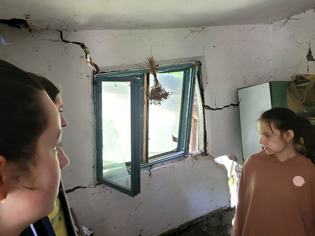 The visit to the field