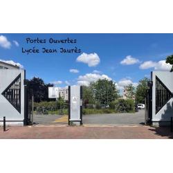 streetview from the entrance of the front building