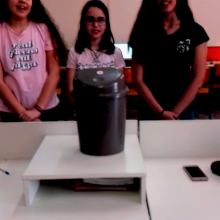 Οι κάδοι του σχολείου μας ελέγχονται από αισθητήρα! - Μυτιλήνη