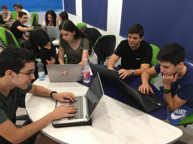 חברי הקבוצה